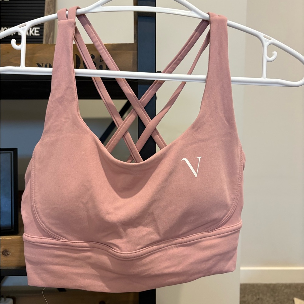 Pink Seamless Sports Bra with Wide Straps